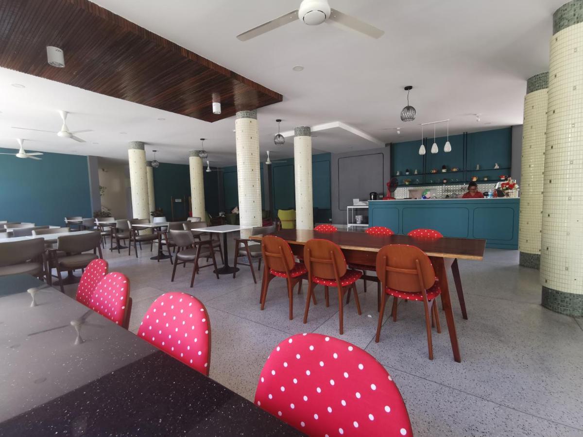 Subhamitra Hotel HHQ Exterior foto