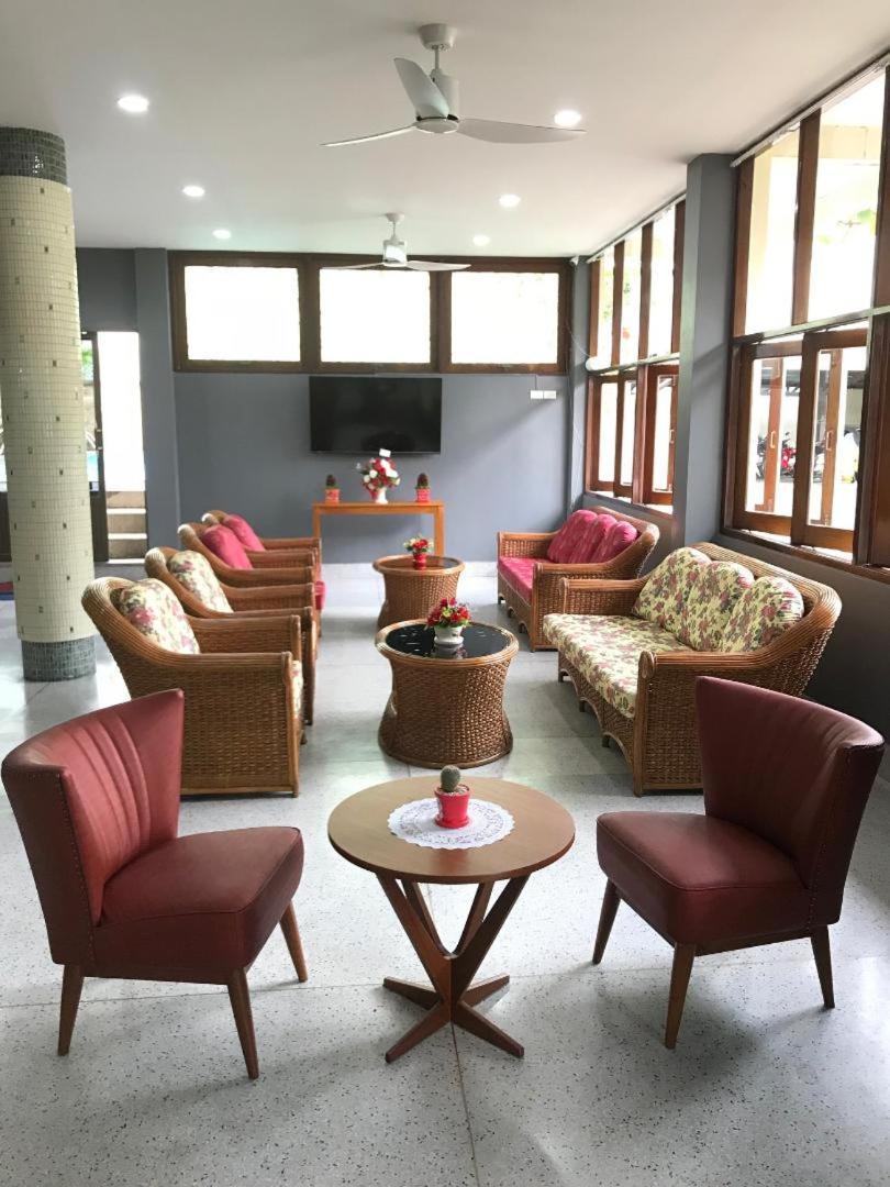 Subhamitra Hotel HHQ Exterior foto